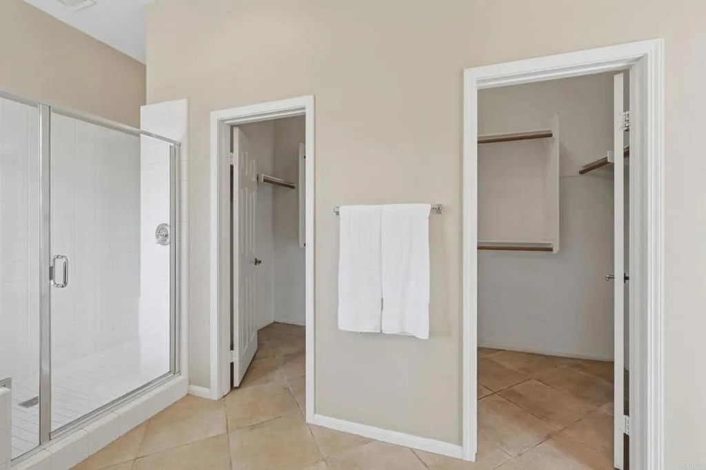 https://cdn.realtyfeed.com/cdn/127/306771886/e8a54c11e7b3d317788fe976e1d153c8.webp