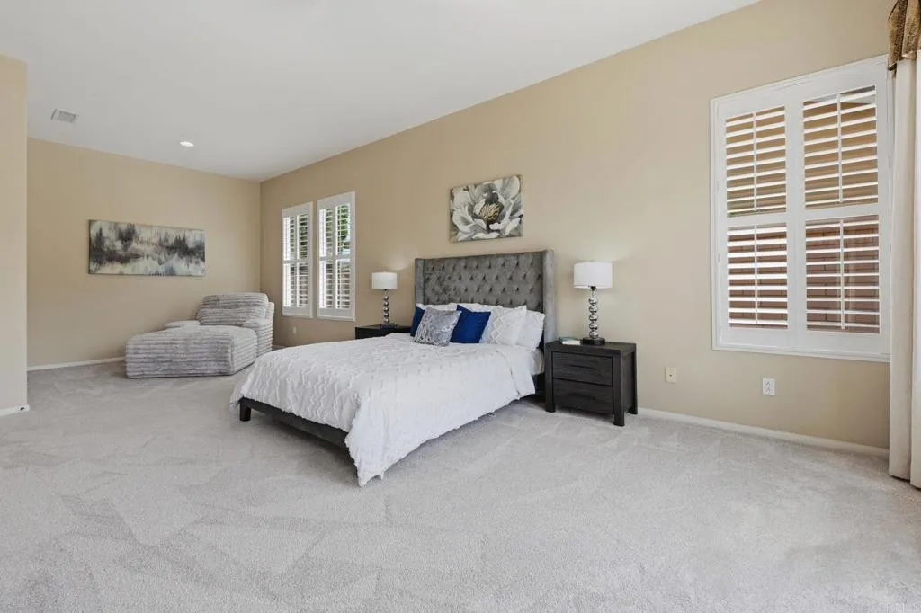 https://cdn.realtyfeed.com/cdn/127/306771886/ee08d645f1d51e8e53fba976d6ef7919.webp