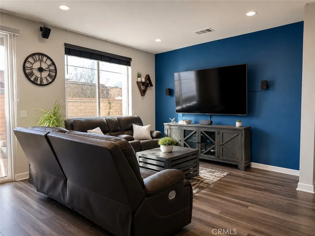 3900 S Oasis Paseo Unit 36, Ontario, CA 91761 - Photo 3 of 36, Ontario, CA