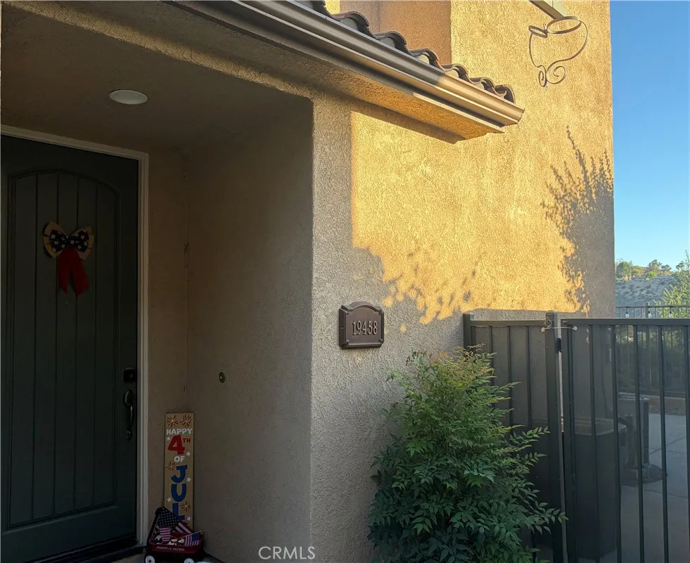 Saugus, CA 91350