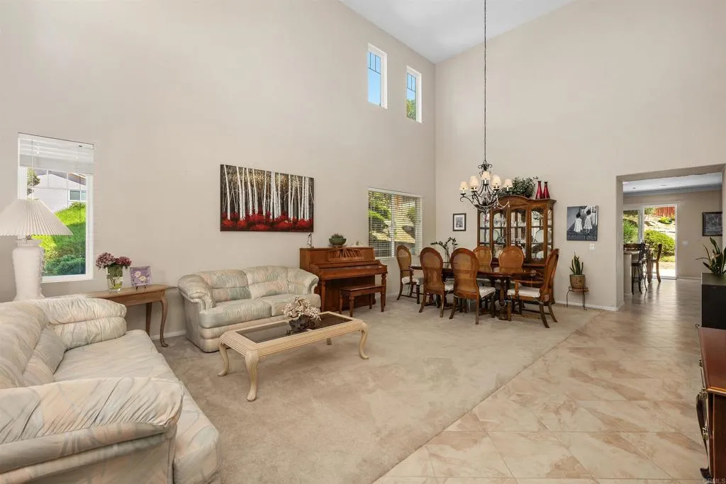 28292 Meadow Glen Way West, Escondido, CA 92026 - Photo 5 of 41, Escondido, CA