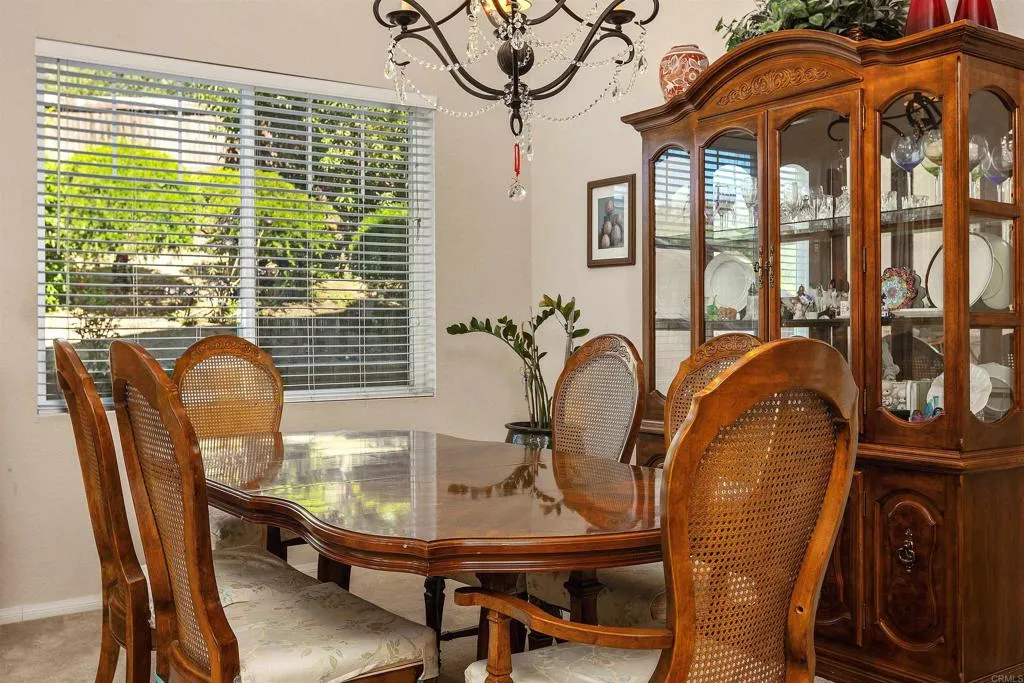 https://cdn.realtyfeed.com/cdn/127/306771973/aadaa0506f37d9042a5a0f49d988929a.webp