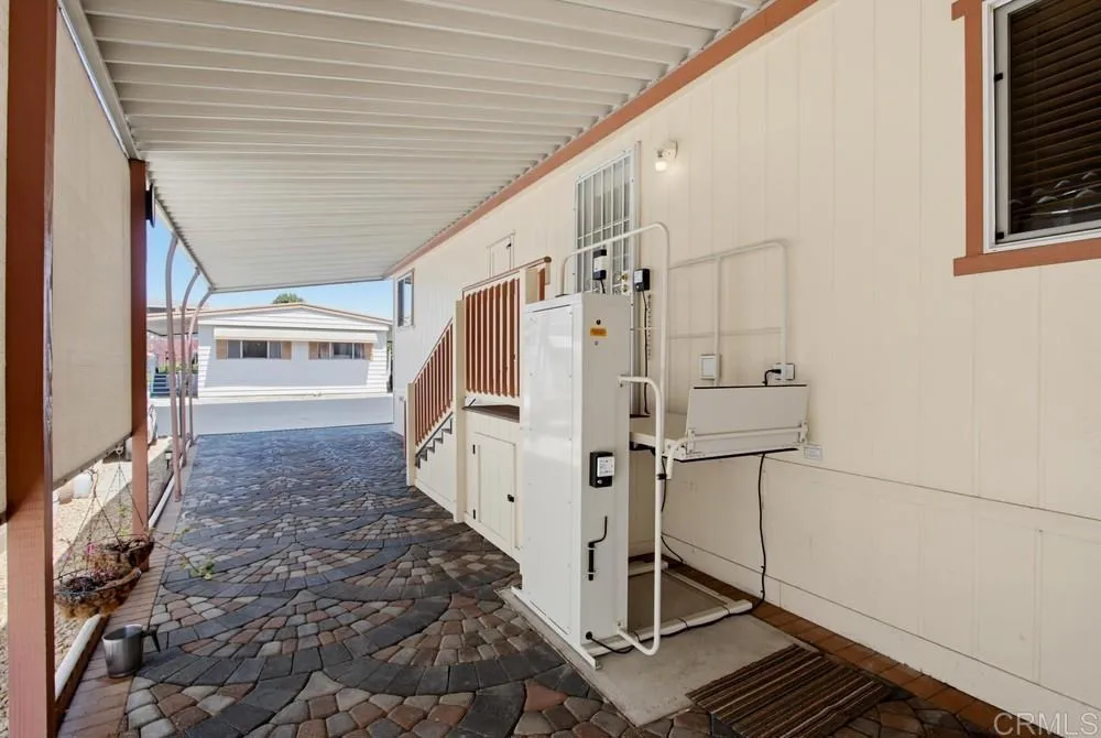 https://cdn.realtyfeed.com/cdn/127/306771975/821d84507dc3d4f52857978a1c25b5b0.webp