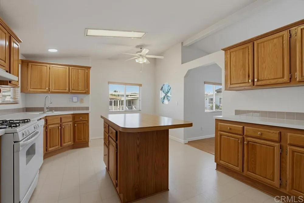 https://cdn.realtyfeed.com/cdn/127/306771975/a3c503df220cdf567e5d517e94e8e036.webp