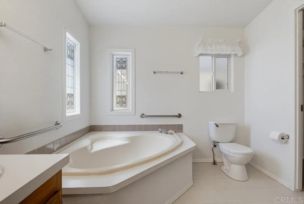https://cdn.realtyfeed.com/cdn/127/306771975/ae0c87b94dbf219c8e8bd7b255732e47.webp