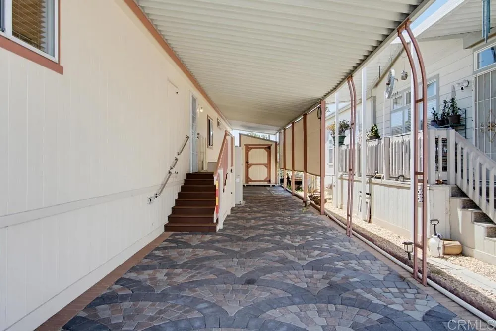 https://cdn.realtyfeed.com/cdn/127/306771975/d8978109c5974263d6ef92855121765a.webp