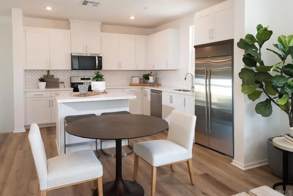 511 Avenida Centro Unit 101, Chula Vista, CA 91910 - Photo 4 of 11, Chula Vista, CA
