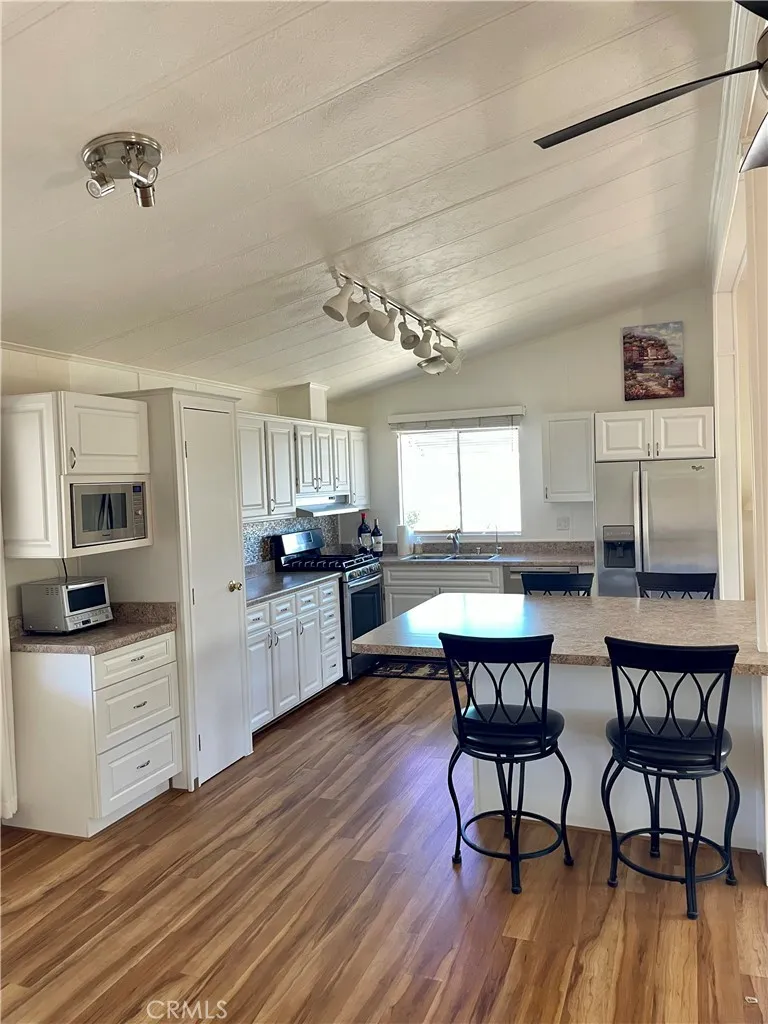 519 W Taylor Unit 185, Santa Maria, CA 93458 - Photo 2 of 9, Santa Maria, CA