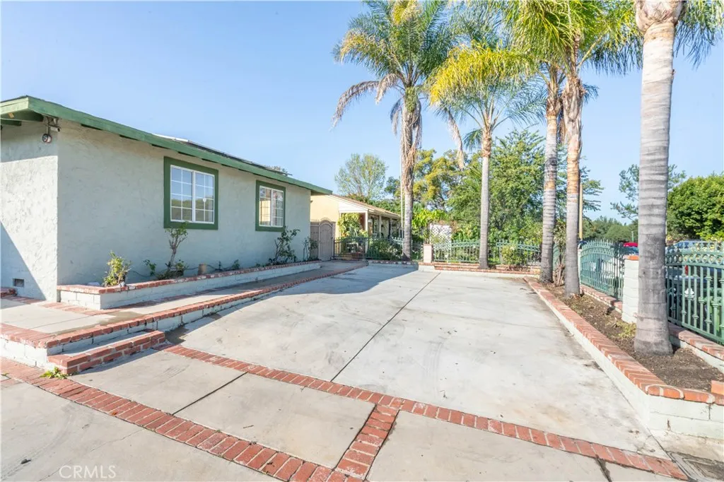 8855 Tyrone Avenue, Panorama City, CA 91402 - Photo 4 of 37, Panorama City, CA