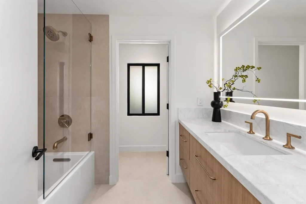 https://cdn.realtyfeed.com/cdn/127/306771997/24a9a2a2d6859abe49ab4c9c3f4f766e.webp