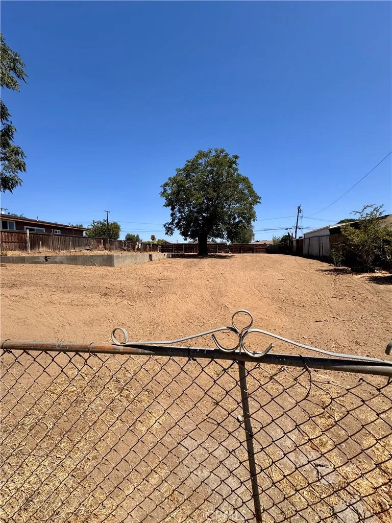 350 W 5th, Perris, CA 92570 - Photo 2 of 2, Perris, CA