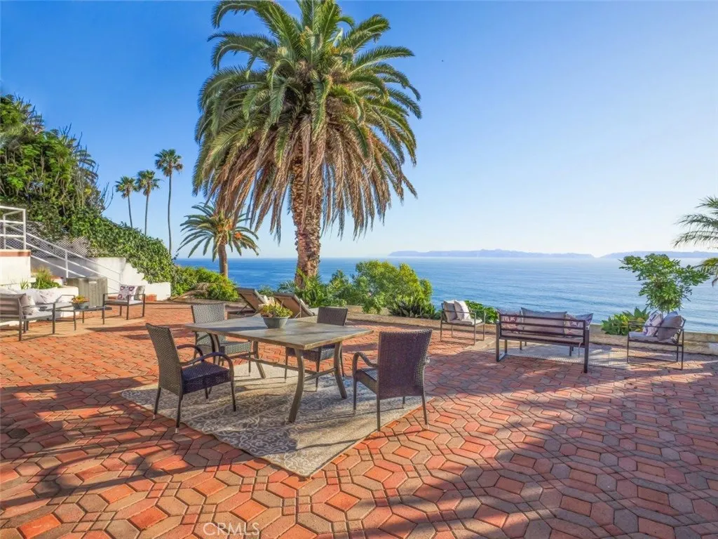 2105 W Paseo Del Mar, San Pedro, CA 90732 - Main photo, San Pedro, CA