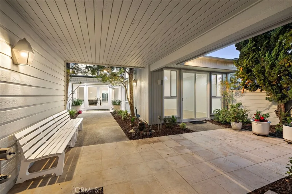 21 Montpellier, Newport Beach, CA 92660 - Photo 3 of 38, Newport Beach, CA