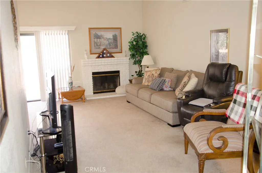 25408 Pistache Court, Murrieta, CA 92563 - Photo 4 of 25, Murrieta, CA