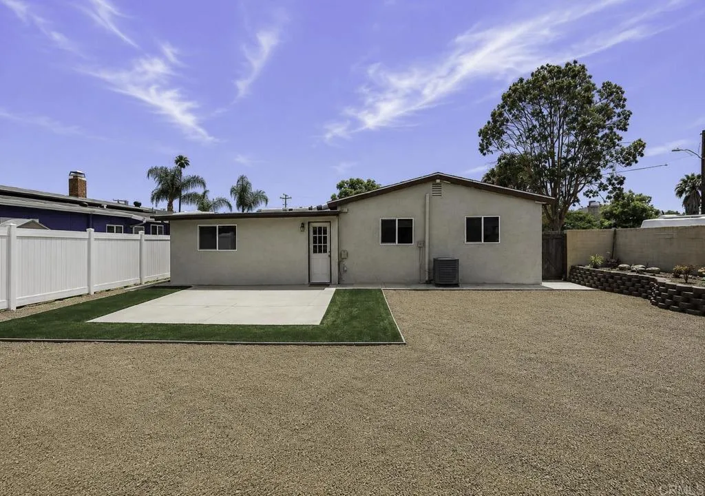 https://cdn.realtyfeed.com/cdn/127/306772098/826739deaed4989581bf962b754e0333.webp