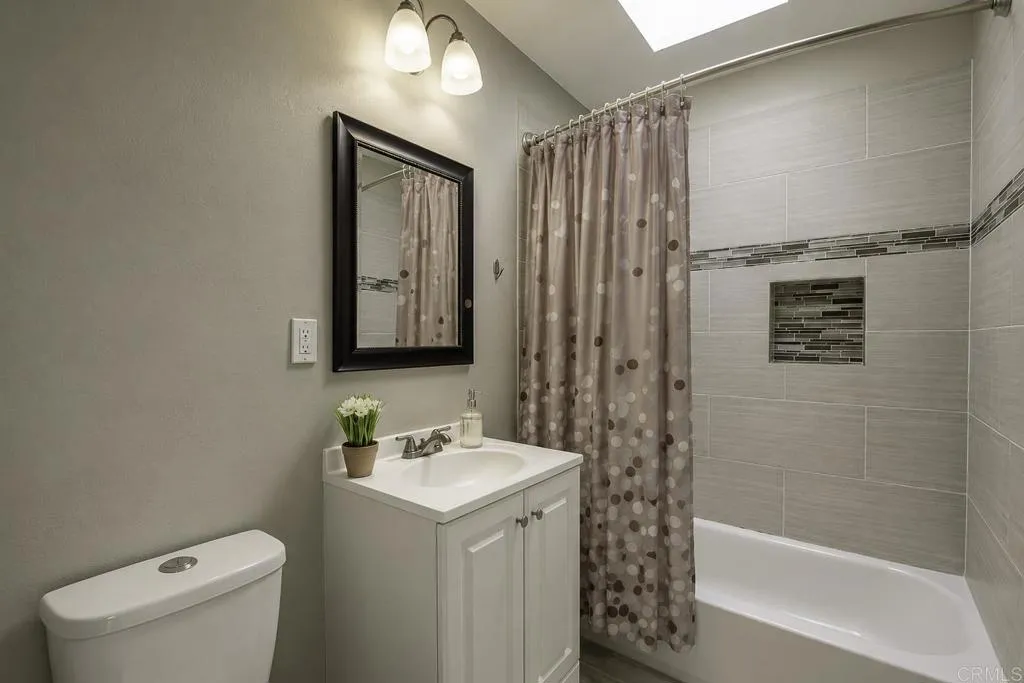 https://cdn.realtyfeed.com/cdn/127/306772098/9c5177ad13a8620c94900143ae761e97.webp
