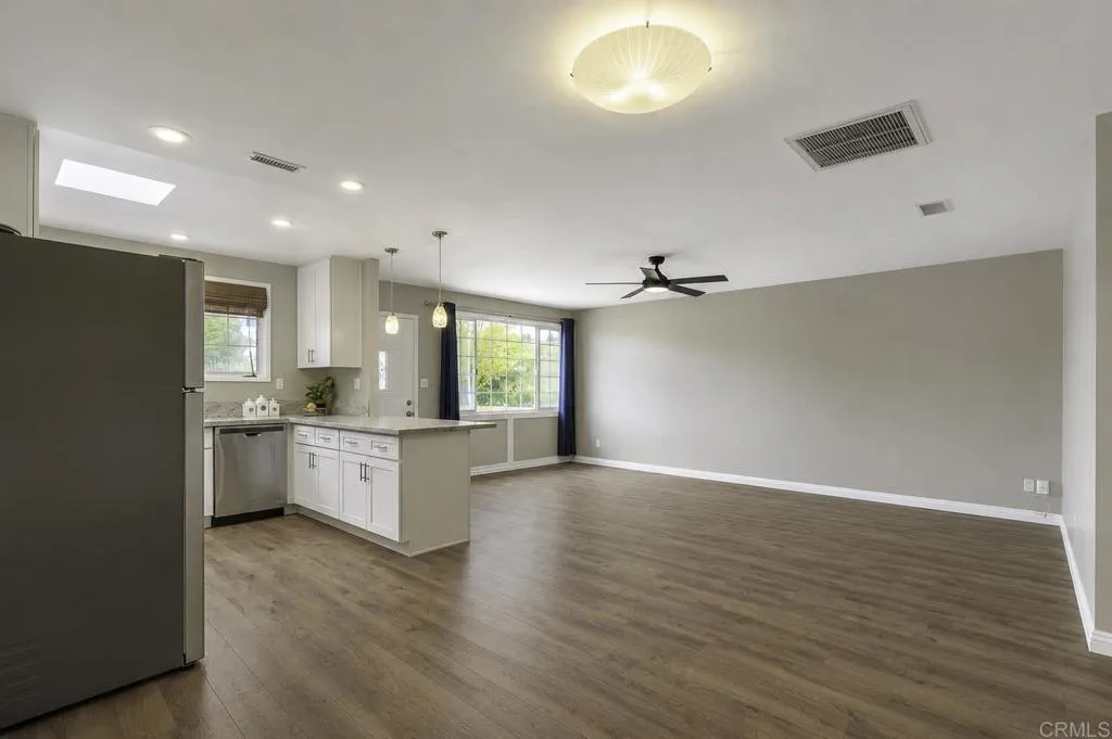 https://cdn.realtyfeed.com/cdn/127/306772098/ed836868210a75dfc1f39709d025d84a.webp