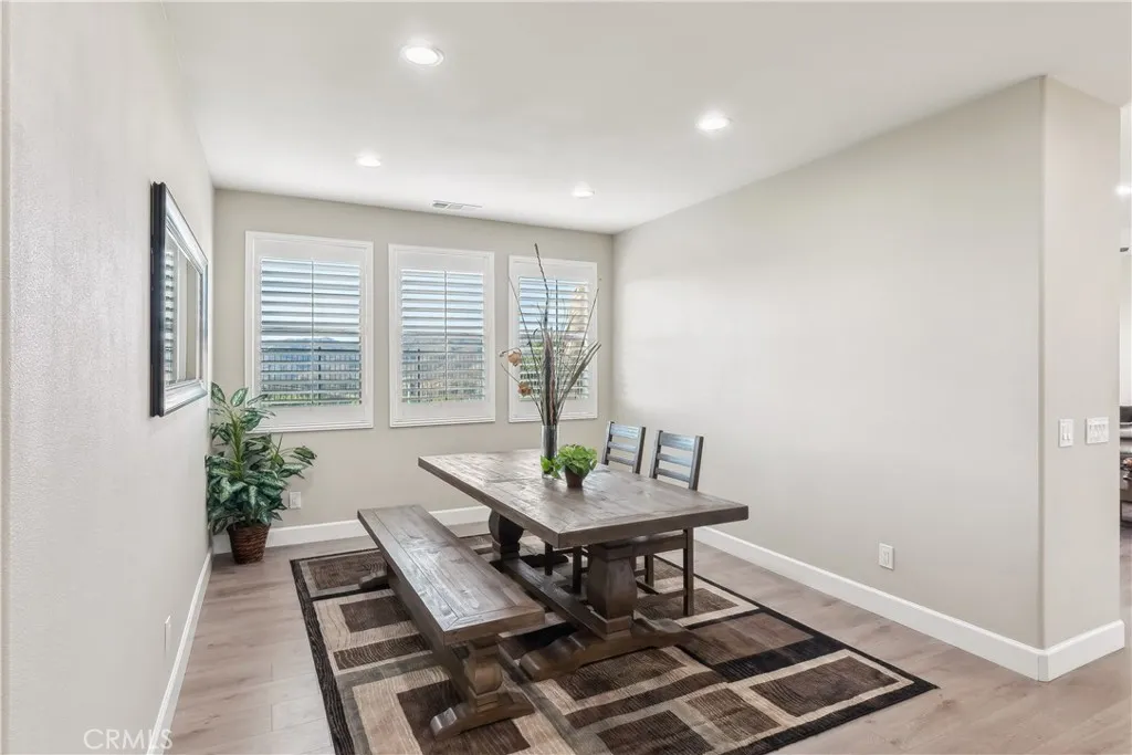 4160 Ladrillo, Lake Elsinore, CA 92530 - Photo 5 of 26, Lake Elsinore, CA