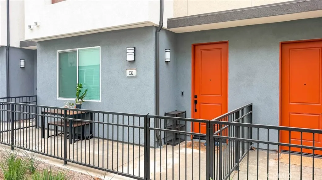 1814 E 1st Street Unit 330, Santa Ana, CA 92705 - Photo 5 of 33, Santa Ana, CA