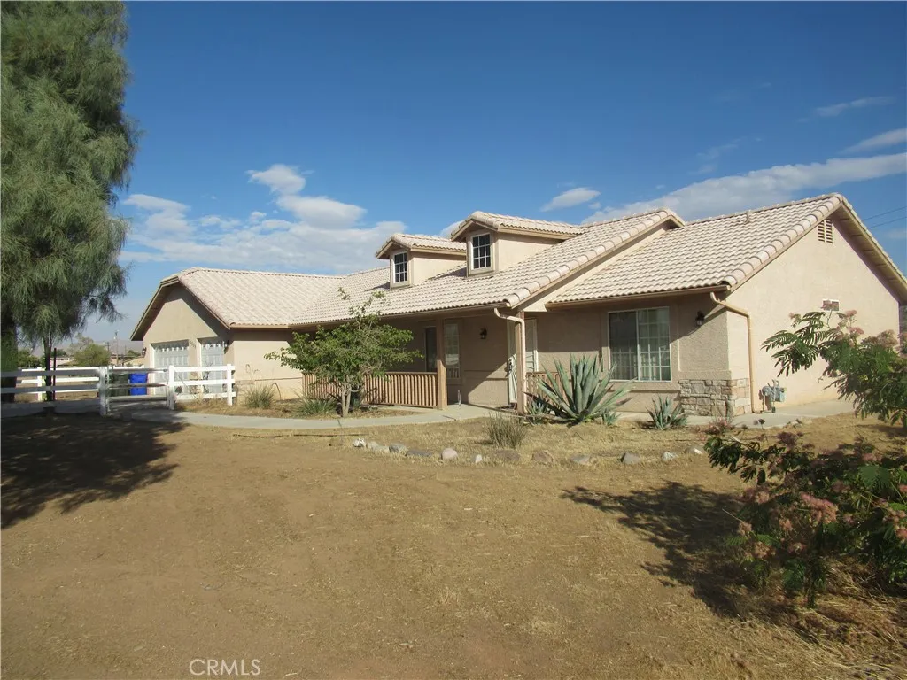 20035 Symeron, Apple Valley, CA 92307 - Photo 4 of 25, Apple Valley, CA
