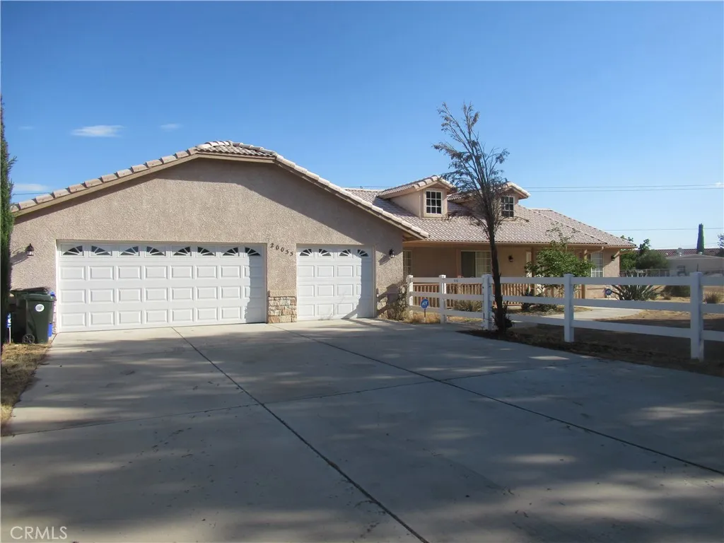 20035 Symeron, Apple Valley, CA 92307 - Photo 3 of 25, Apple Valley, CA