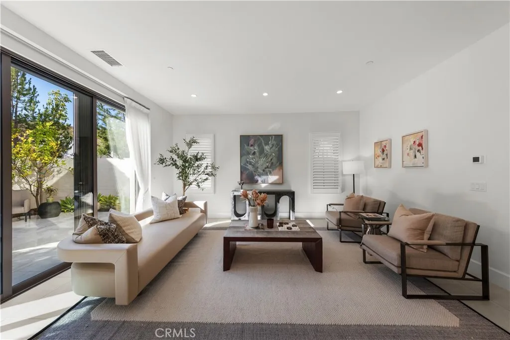 227 Fiore, Irvine, CA 92602 - Photo 3 of 27, Irvine, CA