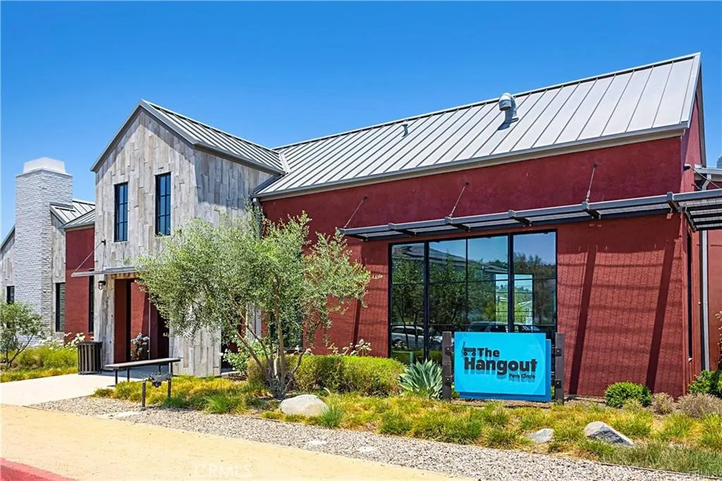 https://cdn.realtyfeed.com/cdn/127/306772146/175518effe9f72f96c11ec7070499008.webp