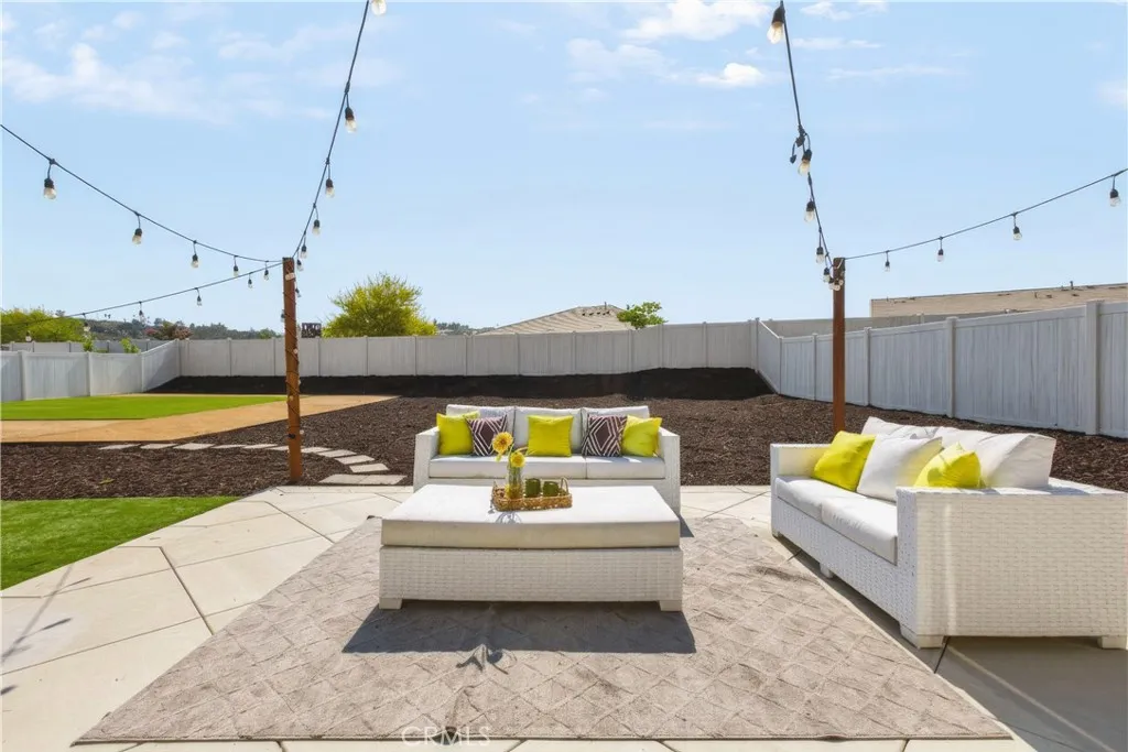https://cdn.realtyfeed.com/cdn/127/306772146/3e42e154c14d8955f72a33a5a8d44b3d.webp