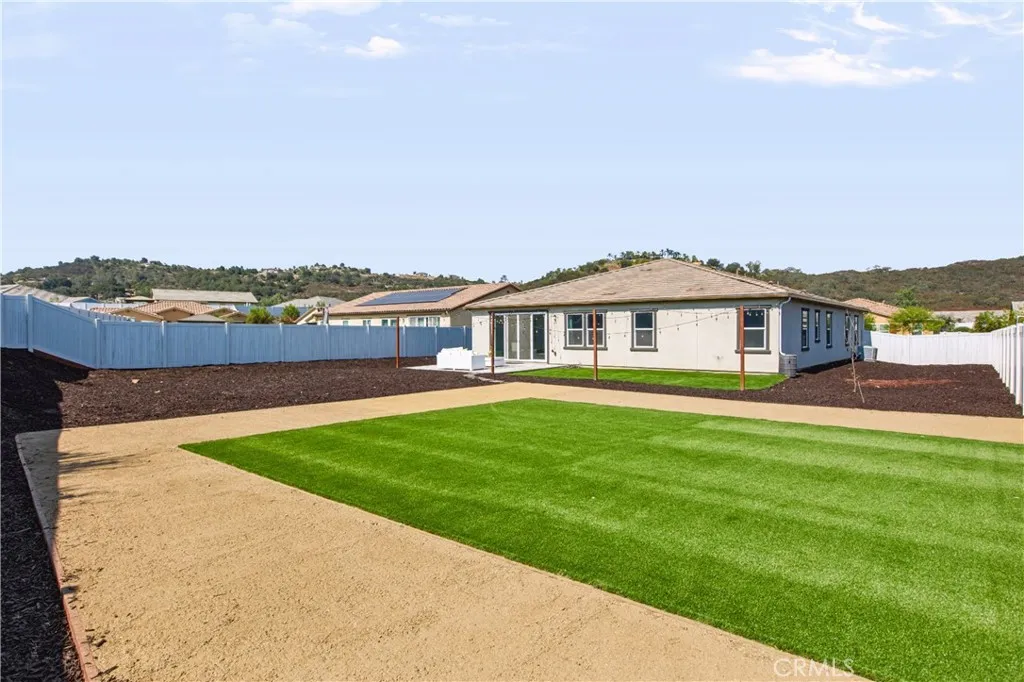 https://cdn.realtyfeed.com/cdn/127/306772146/46f678d02cbd1e341c9988a43ae952e5.webp