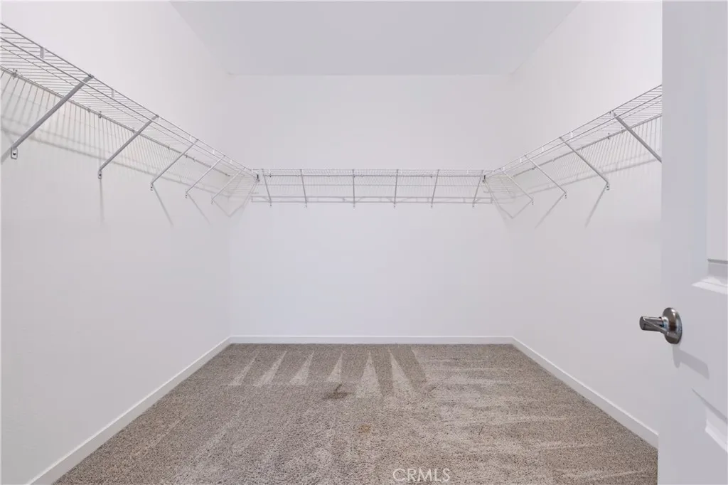 https://cdn.realtyfeed.com/cdn/127/306772146/8ea8fe834f87bc9ff948ed1b58b3c00c.webp