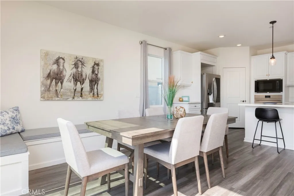 https://cdn.realtyfeed.com/cdn/127/306772146/a03765821883f33d64a36e3d0f4ddb05.webp