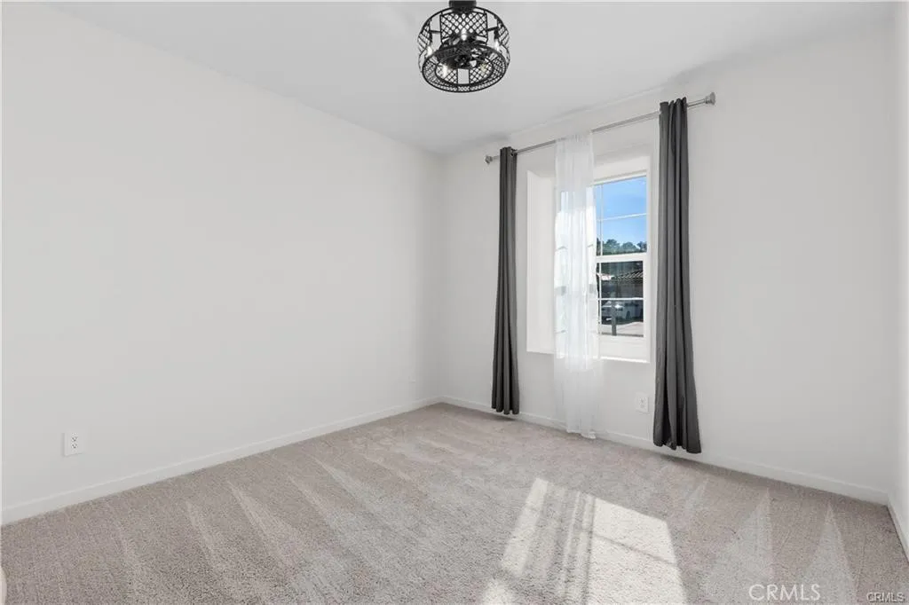https://cdn.realtyfeed.com/cdn/127/306772146/baba929b36c0ac0016bd17097aa27a4c.webp