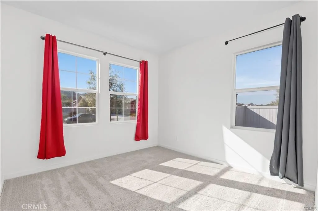 https://cdn.realtyfeed.com/cdn/127/306772146/c63aa9662b98fc24398107e34eff950c.webp