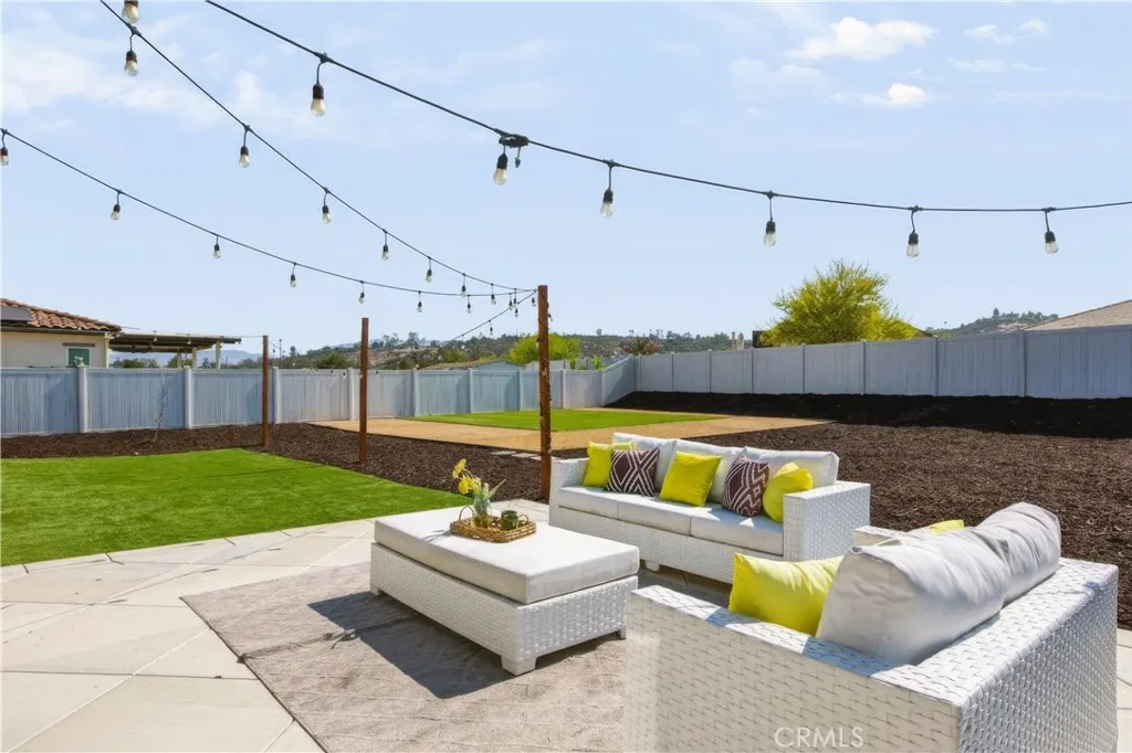 https://cdn.realtyfeed.com/cdn/127/306772146/f3e7d5e053bd3d56fd9ac3a5013761a7.webp