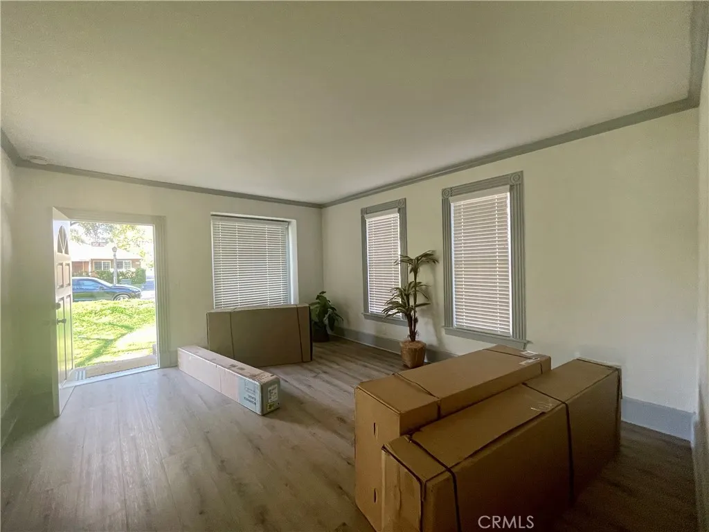 1570 Locust Street, Pasadena, CA 91106 - Photo 4 of 15, Pasadena, CA