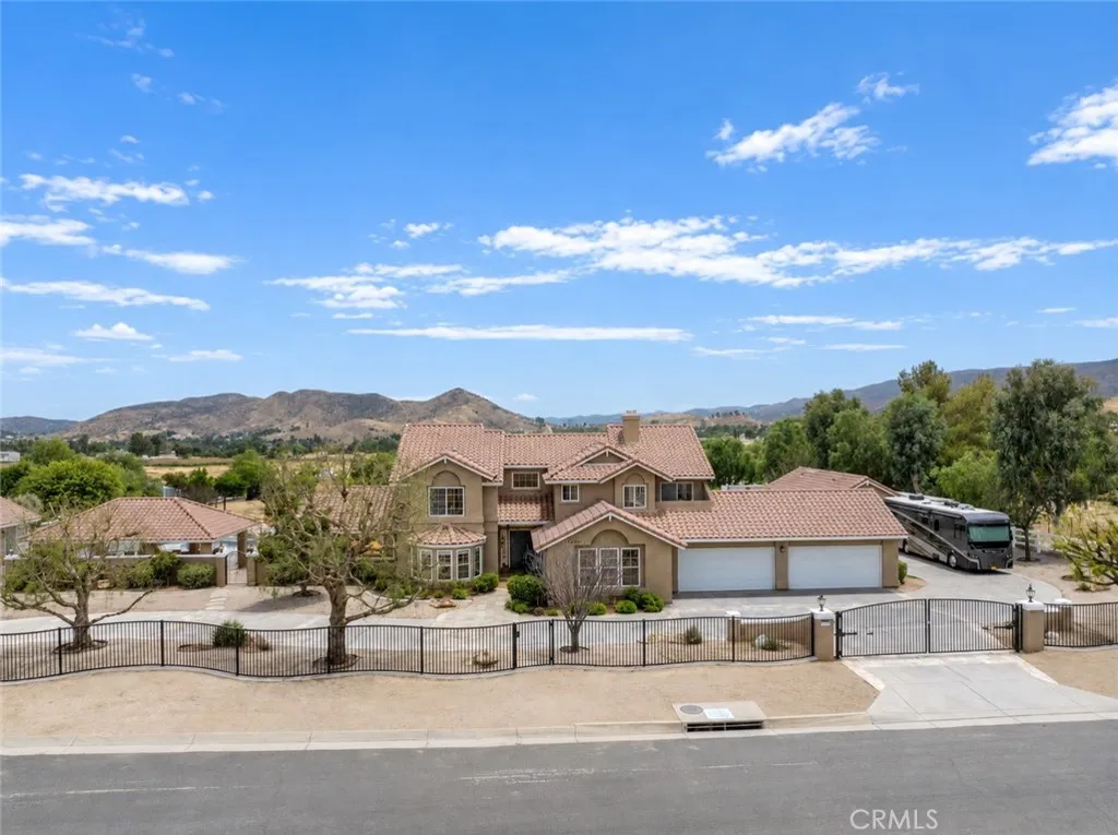 34901 Sweetwater Drive, Agua Dulce, CA 91390 - Photo 2 of 50, Agua Dulce, CA