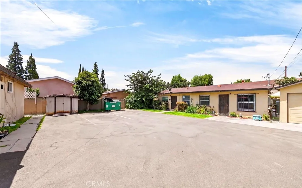 15013 Indiana, Paramount, CA 90723 - Photo 3 of 11, Paramount, CA
