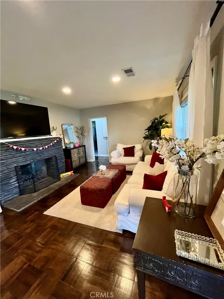 3517 N Mills Avenue, Claremont, CA 91711 - Photo 4 of 41, Claremont, CA