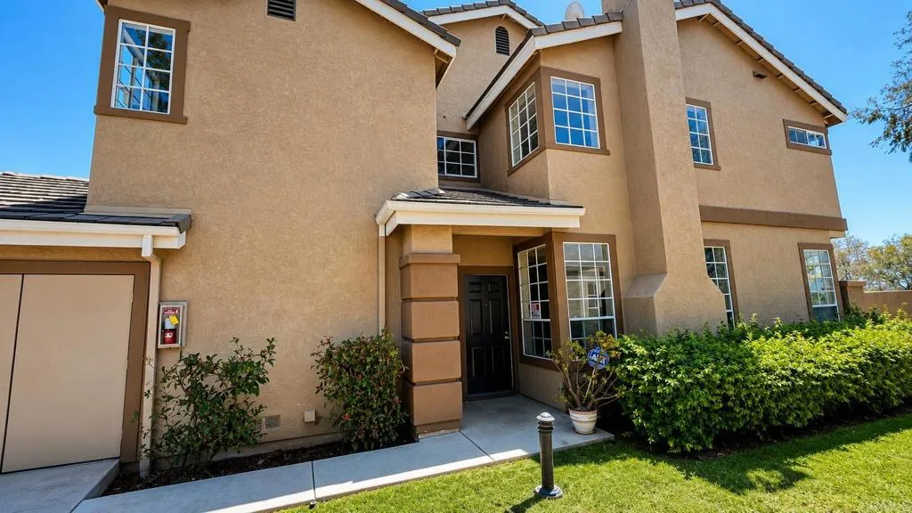 9453 Questa Pointe, San Diego, CA 92126 - Photo 3 of 25, San Diego, CA