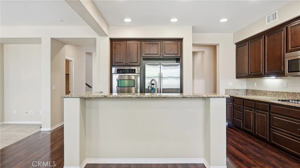 28327 Serenity Falls Way, Menifee, CA 92585 - Photo 4 of 70, Menifee, CA