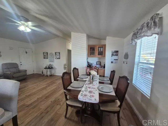 https://cdn.realtyfeed.com/cdn/127/306772217/1329f59804af48a8431a9e1b6bfff454.webp