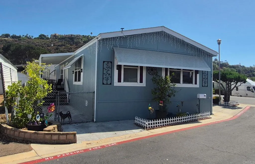 1285 Washington Unit 99, El Cajon, CA 92019 - Photo 2 of 4, El Cajon, CA