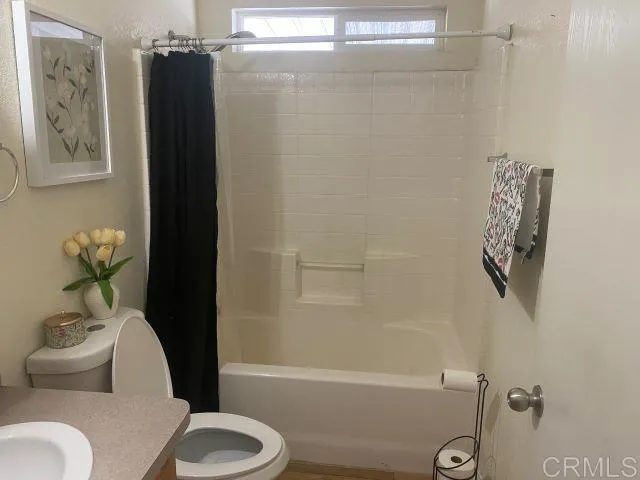 https://cdn.realtyfeed.com/cdn/127/306772217/d6ab6be770fbece63168d178c48d4a99.webp