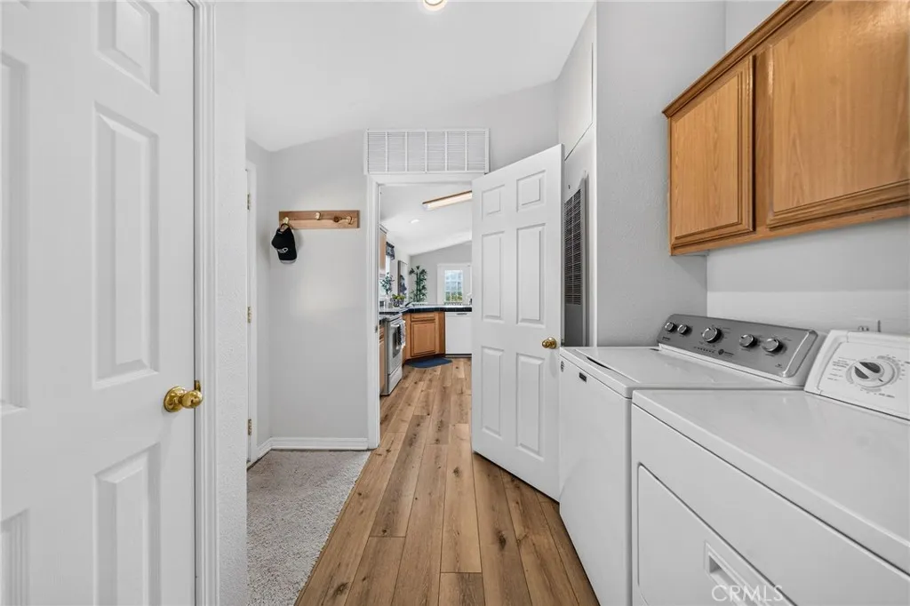 https://cdn.realtyfeed.com/cdn/127/306772222/178ef5bce1f0aeadb9d13662605f3d38.webp