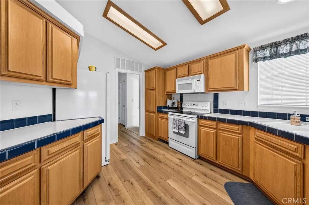 https://cdn.realtyfeed.com/cdn/127/306772222/a642856406ce83ef1c429b622529b4f4.webp