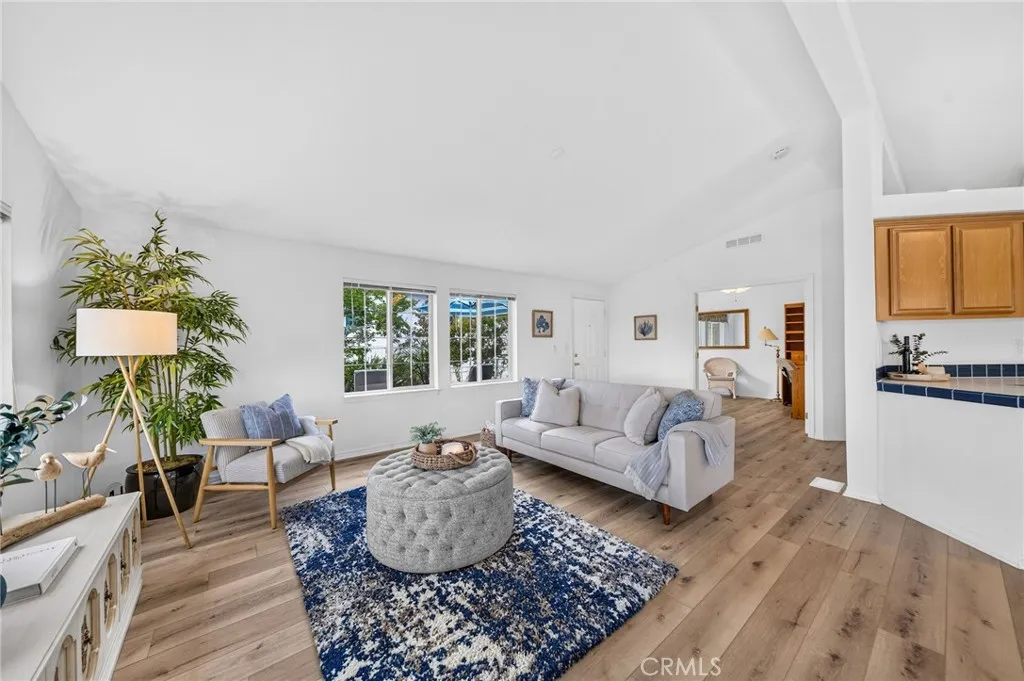 https://cdn.realtyfeed.com/cdn/127/306772222/bd15a549ead07b28c95de07bf6735e62.webp