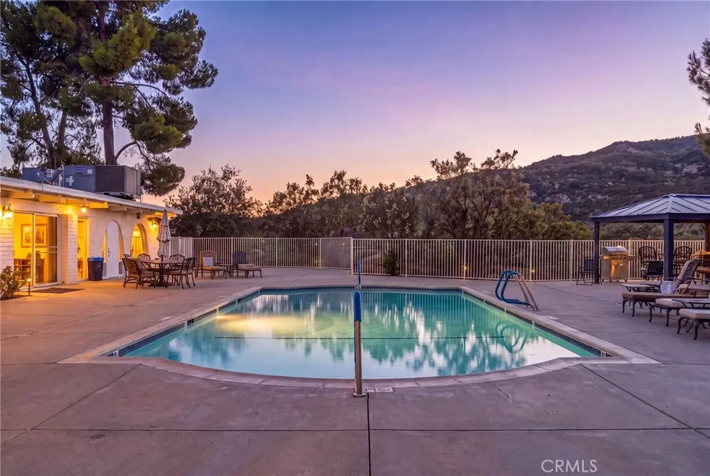 https://cdn.realtyfeed.com/cdn/127/306772222/cdc0ac792c7cc18cc4604e5f6730cefe.webp