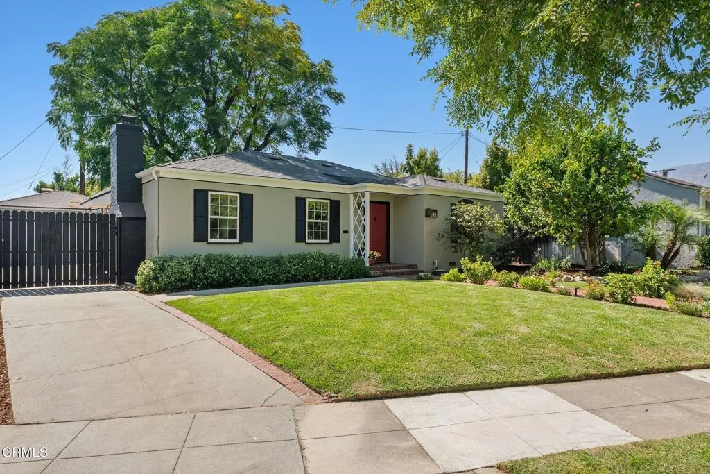 395 N Daisy Avenue, Pasadena, CA 91107 - Photo 2 of 51, Pasadena, CA