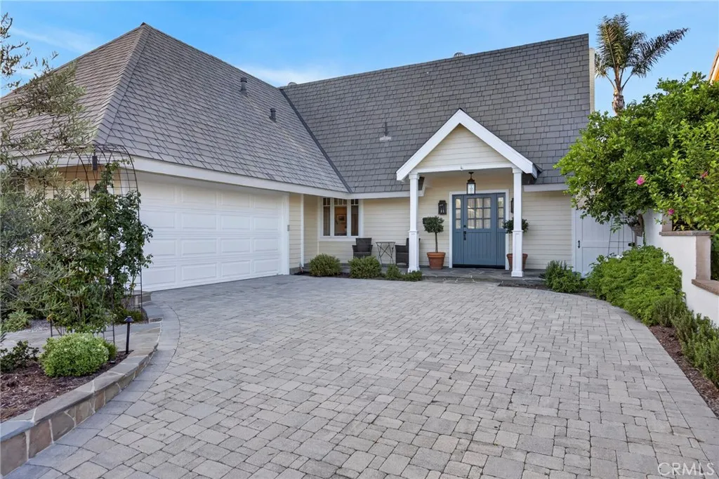 9601 Dumbreck Drive, Huntington Beach, CA 92646 - Photo 3 of 50, Huntington Beach, CA