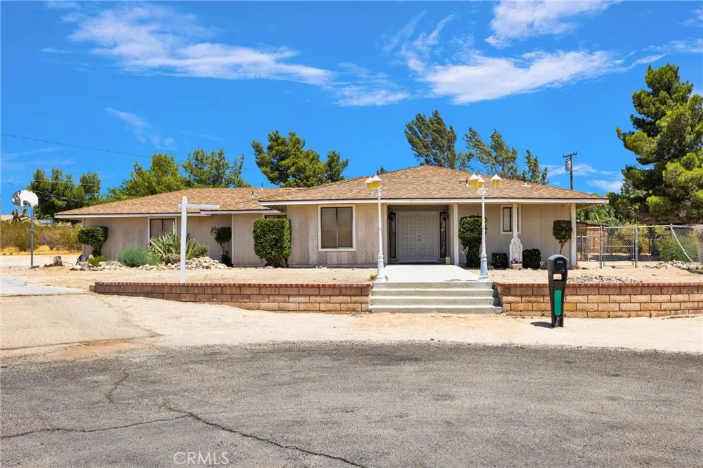 14643 Havasu Ln, Apple Valley, CA 92307 - Main photo, Apple Valley, CA
